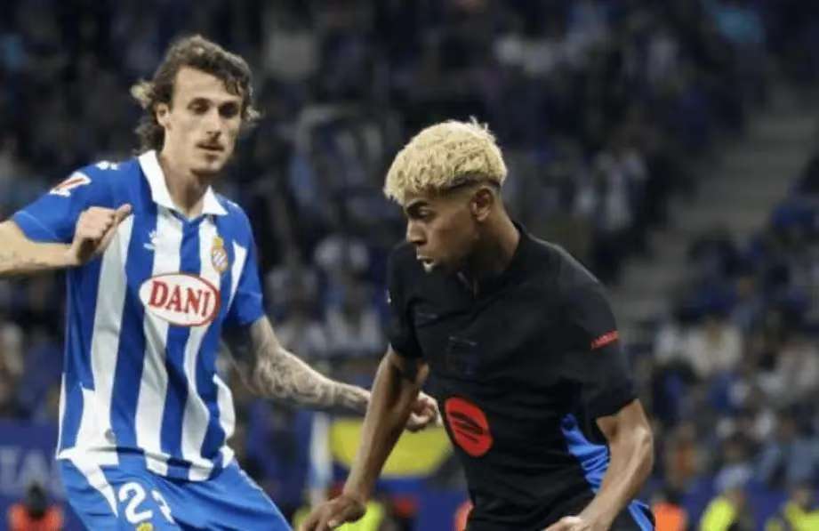 足球中超争冠球队连续丢分，冠军悬念陡增